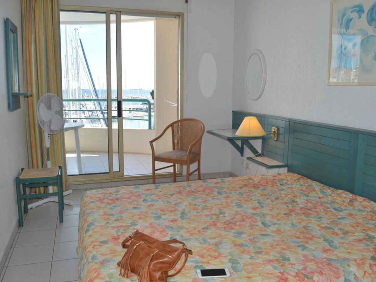 Frejus: Appt 2P, 5 Pers, Piscine, Plage A 150M, Parking, Animaux Ok - Fr-1-226A-357 Luaran gambar