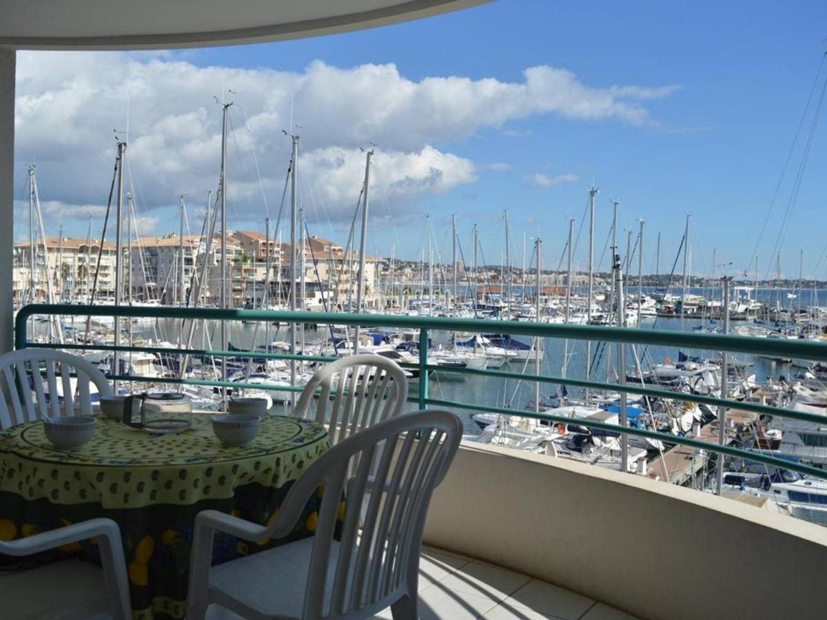Frejus: Appt 2P, 5 Pers, Piscine, Plage A 150M, Parking, Animaux Ok - Fr-1-226A-357 Luaran gambar